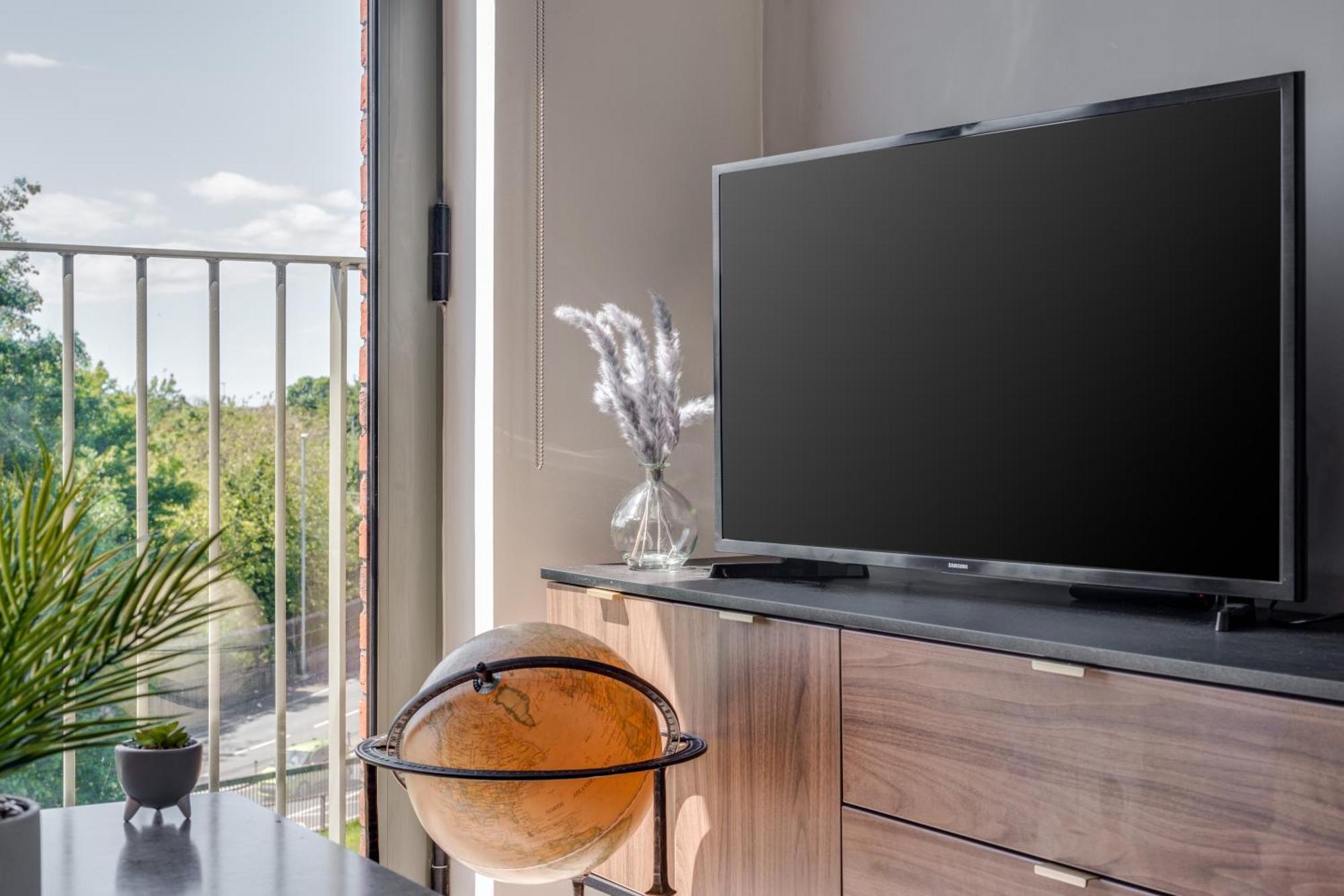 Huge Long Stay Offers! Lux City-Edge Stay! Perfect For Business & Leisure Liverpool Buitenkant foto