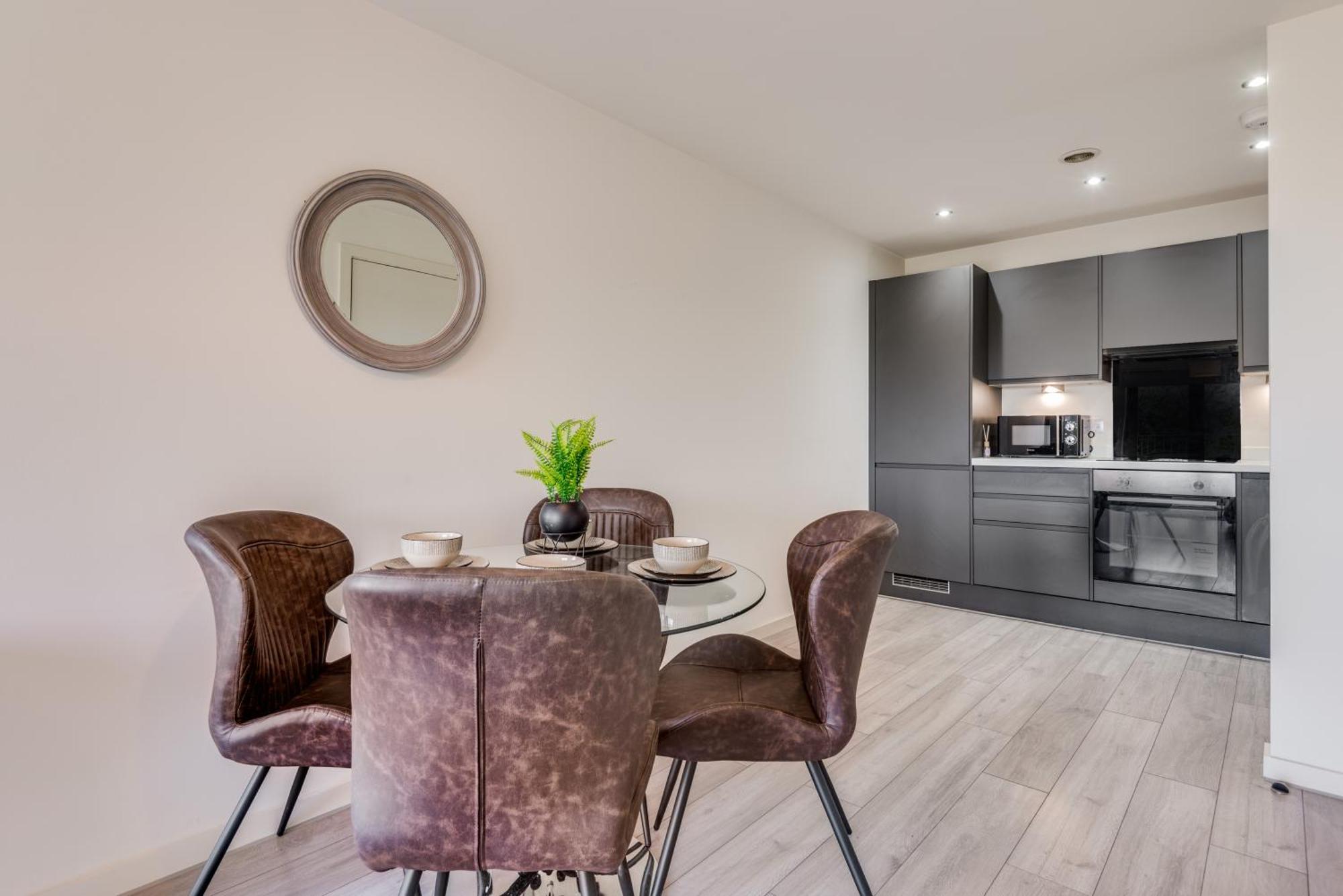 Huge Long Stay Offers! Lux City-Edge Stay! Perfect For Business & Leisure Liverpool Buitenkant foto