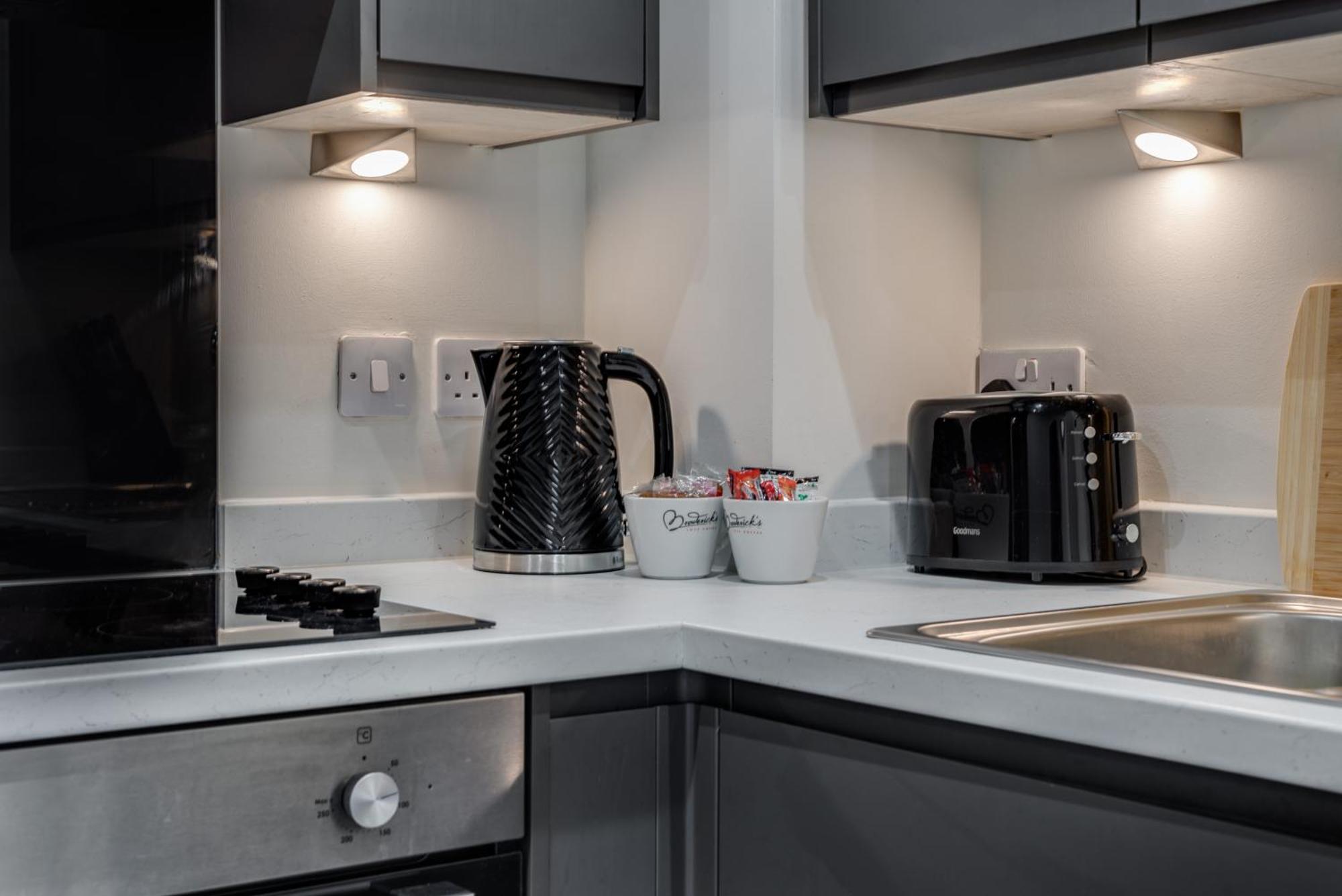 Huge Long Stay Offers! Lux City-Edge Stay! Perfect For Business & Leisure Liverpool Buitenkant foto